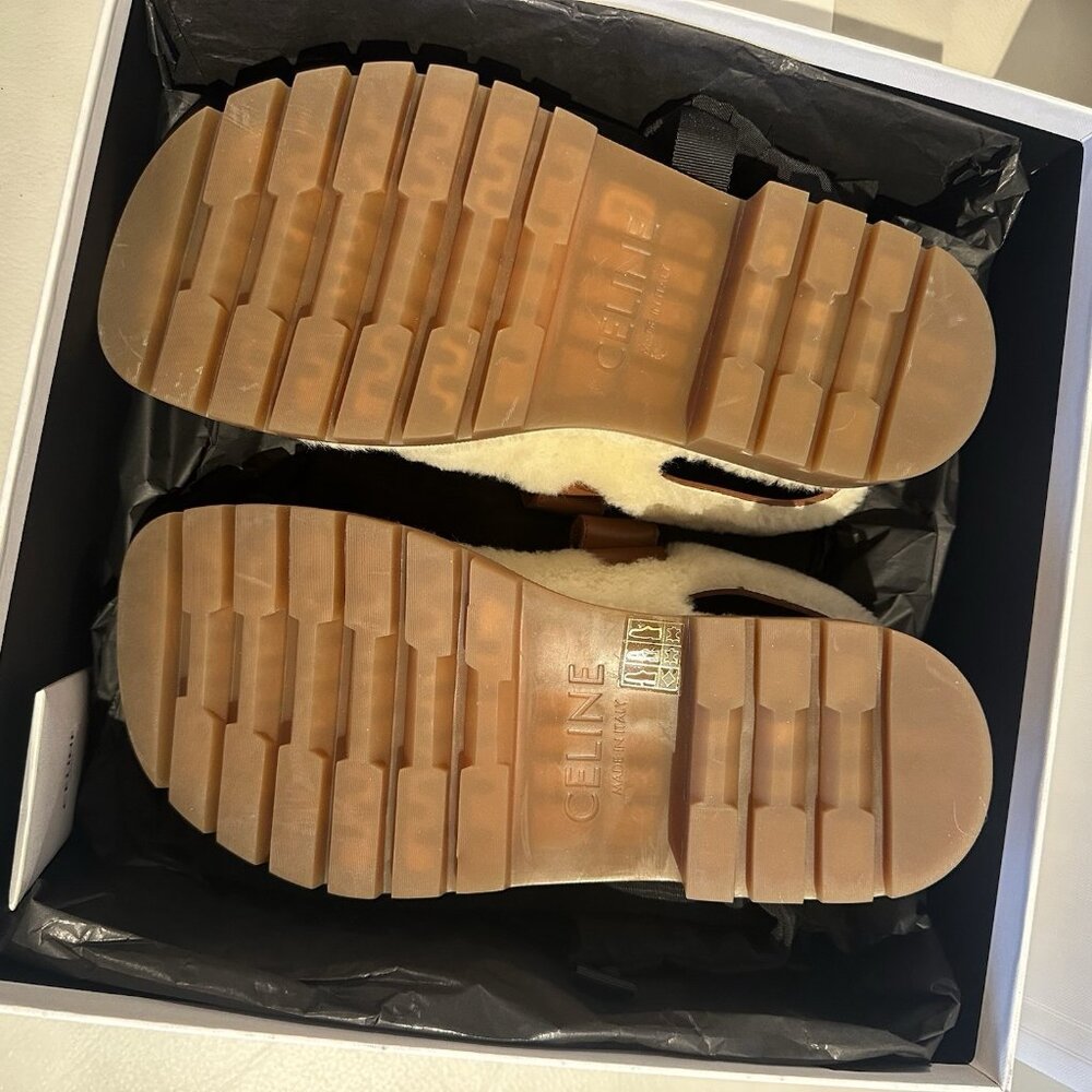 NEW Celine Leo Scratch Sandal Shearling Fur Tan Logo Strap Platform Flat 39 - Picture 9 of 11